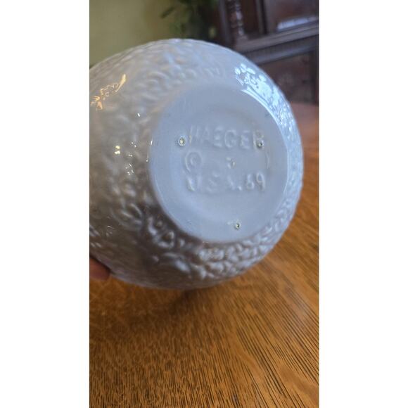Vintage Haeger Pottery Gray Embossed Mixing Serving Bowl USA 69 Decorative - Picture 4 of 7